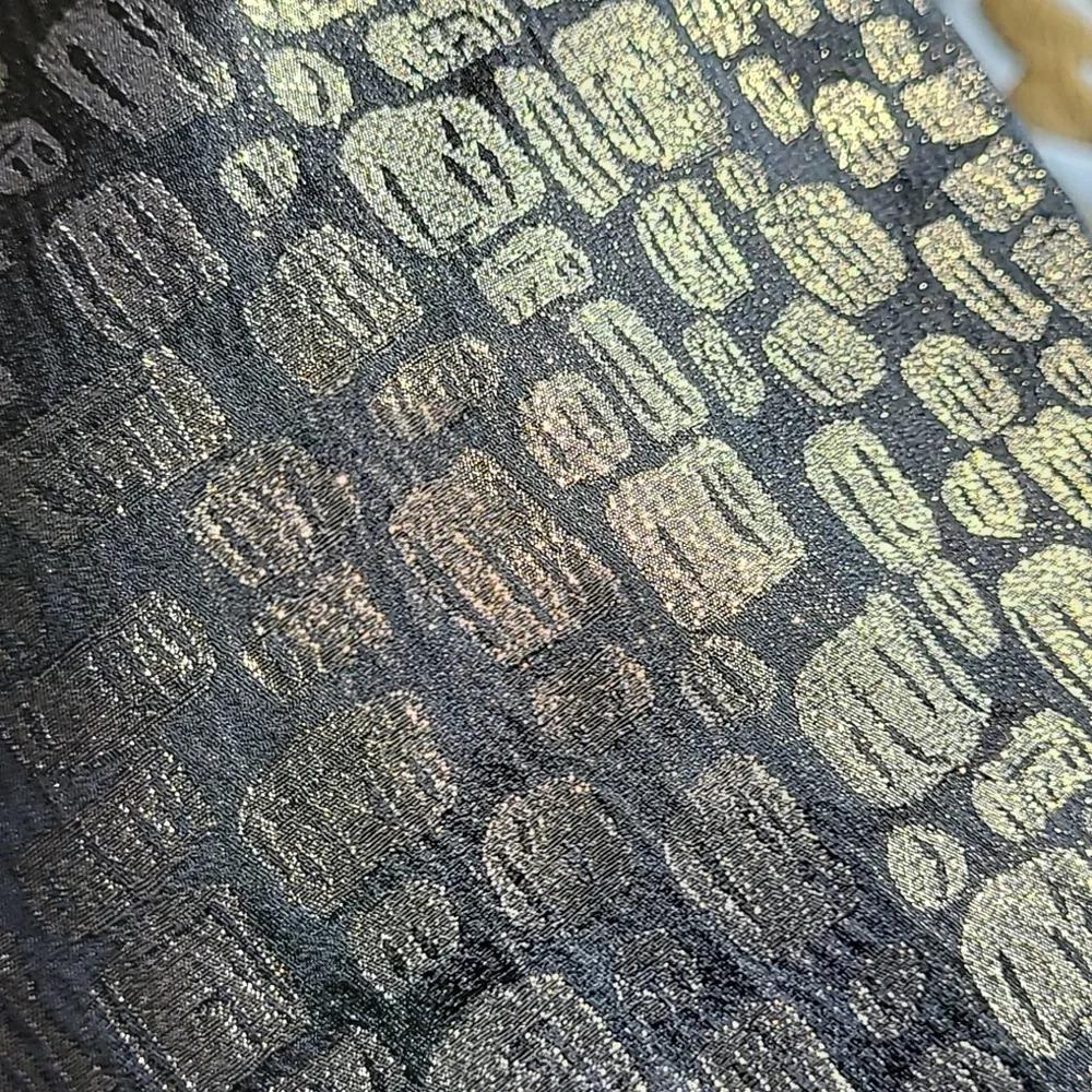 Ann Taylor Skirt - Picture 3 of 16